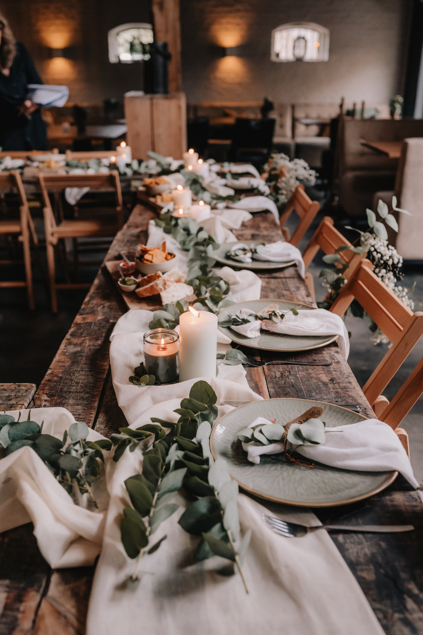 Trouwlocatie aan het water, Italiaanse tafelstyling, Hofstede de Middelburg